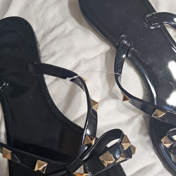 studded scandal - Picture 3 of 5